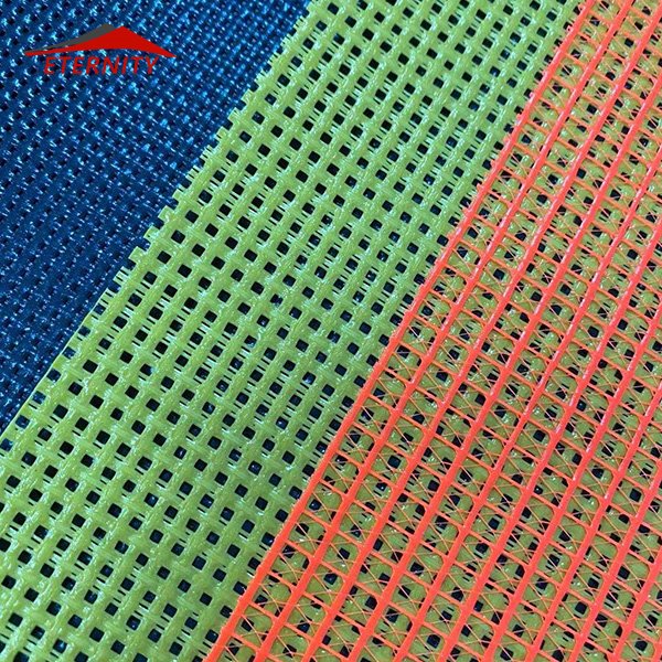 PVC värikäs mesh banneri